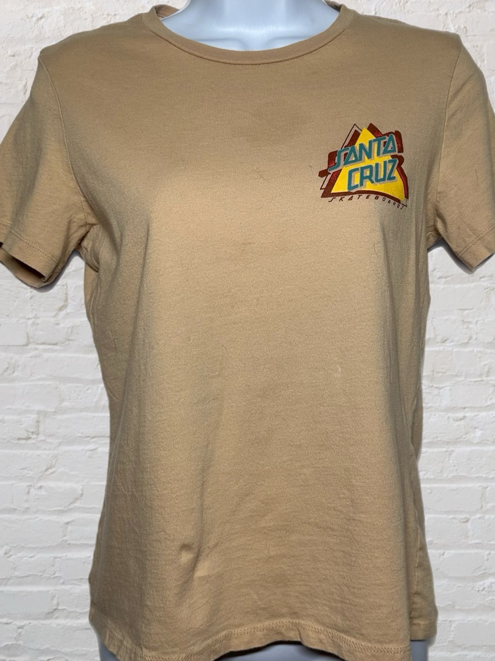 Santa Cruz Tan Classic Fit Short Sleeve Skater Logo Tee in Women’s Size Small